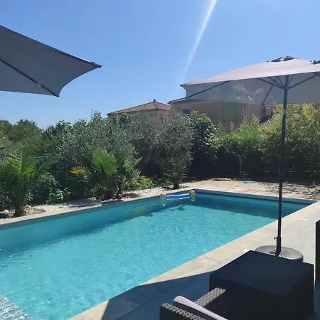 Nyaraló Maison Avec Jardin Et Piscine Privee Nyons